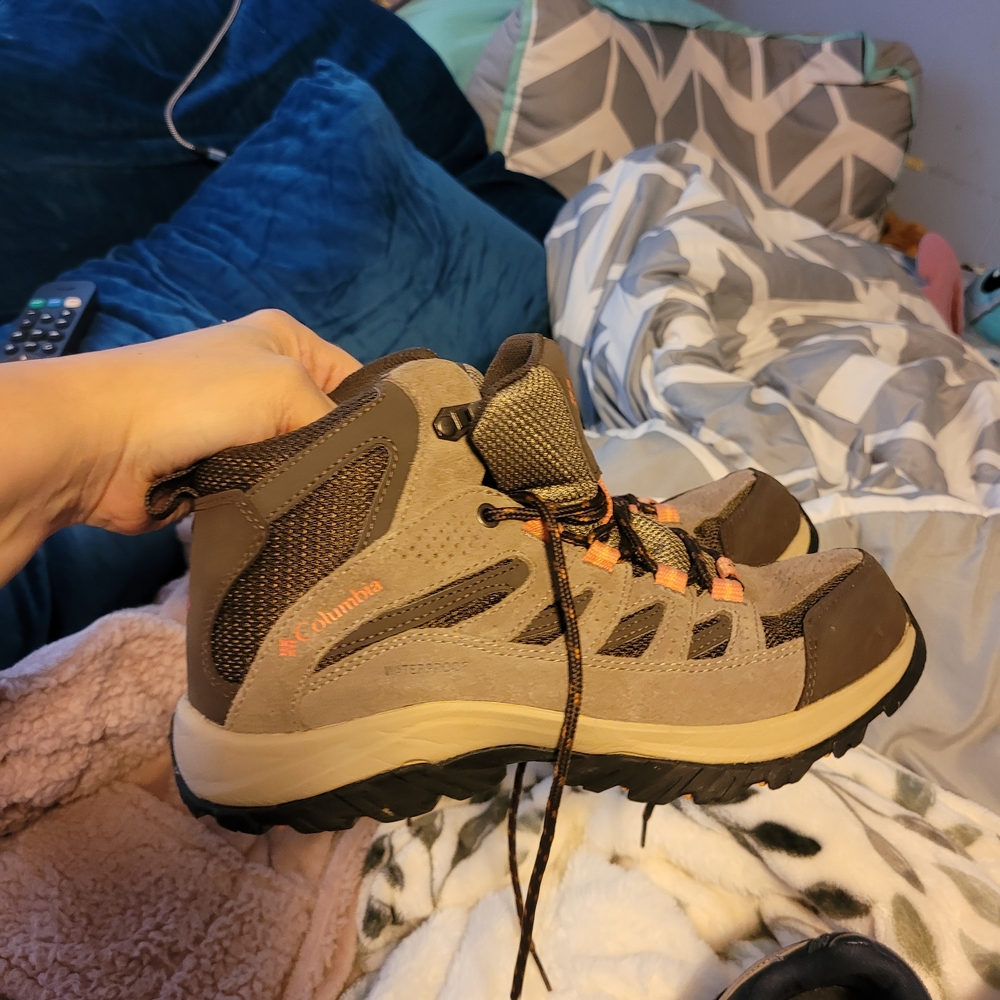 Columbia Kids' Brown and Orange Boots